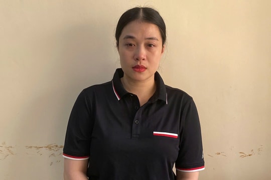 Khởi tố người phụ nữ lái xe ô tô tông loạt xe máy ở ngã tư Thủ Đức