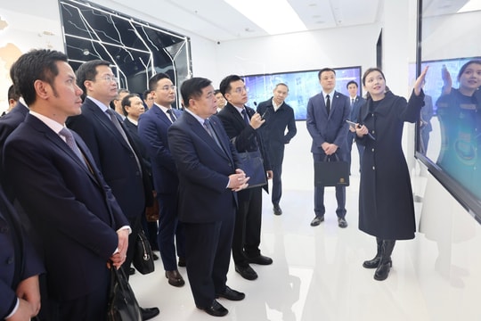 Phó Thủ tướng Nguyễn Chí Dũng thăm và làm việc tại Khu Thương mại tự do Chiết Giang, Trung Quốc