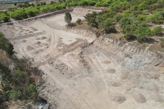 Gia Lai: Hơn 3.500m3 đất bị khai thác trái phép ở huyện Phú Thiện