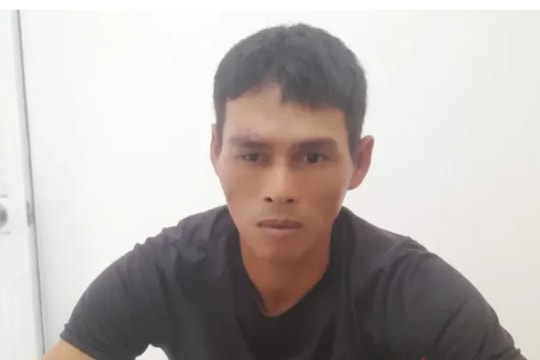 Bắt đối tượng quậy phá đám cưới, chém người và đập bảng hiệu cơ quan Công an