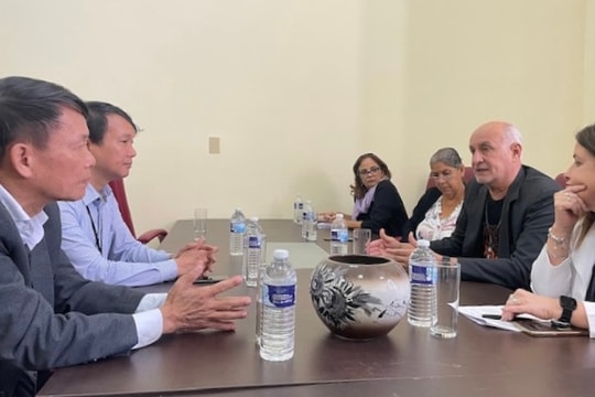 Đoàn công tác Hội Nhà báo Việt Nam làm việc với lãnh đạo Hội Nhà báo Cuba