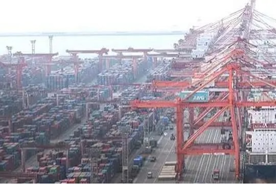 Hàn Quốc vật lộn đối phó với thuế của Mỹ giữa khoảng trống quyền lực