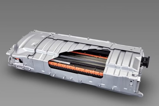 Ngành công nghiệp xe điện đáng cố giảm nguy cơ cháy nổ pin như thế nào?