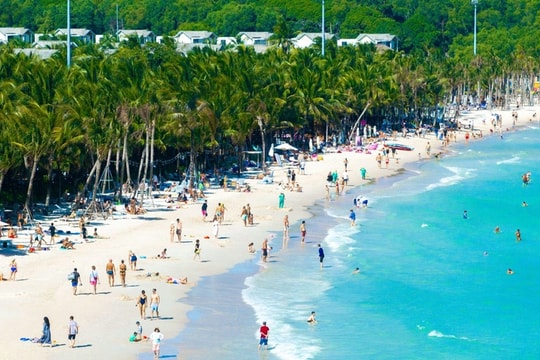 Du lịch biển hút khách dịp nghỉ lễ Giỗ tổ Hùng Vương