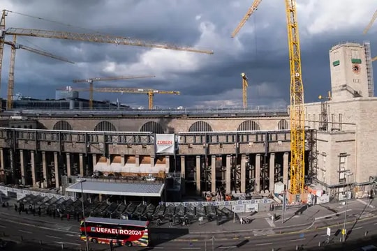 Đức sẽ vay 1.000 tỷ euro để chi tiêu, liệu có đủ?