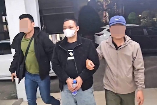 Bắt đối tượng hack tài khoản Facebook để lừa đảo