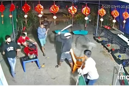 Đồng Nai: Nhóm thanh niên cầm hung khí xông vào nhà chém người vì nghĩ 'bị nhìn đểu'
