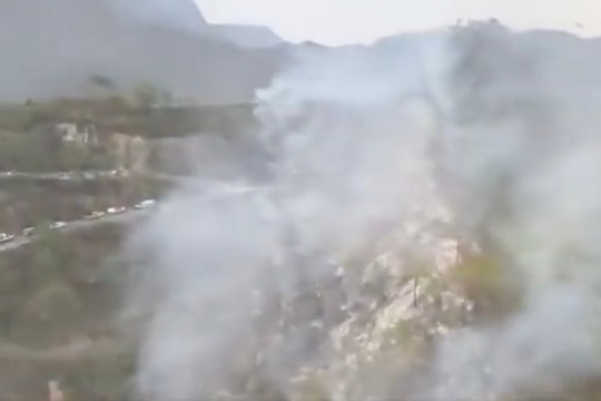 Tai nạn xe tải ở Mexico khiến 12 người thiệt mạng, gây cháy rừng