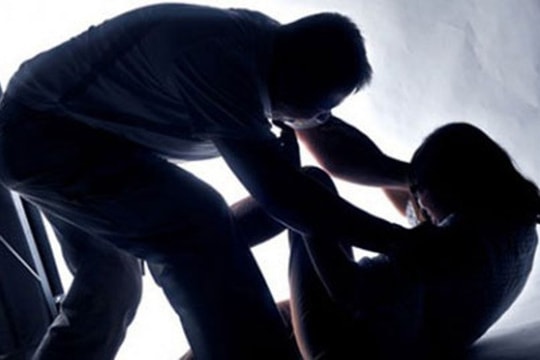 Gia Lai: Đi qua đoạn đường vắng, cháu bé 14 tuổi bị hiếp dâm