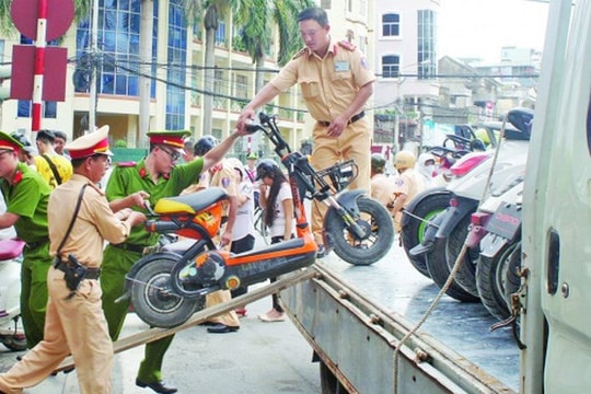 Thẩm quyền tịch thu tang vật, phương tiện vi phạm hành chính