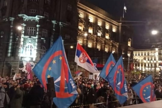 Serbia: Hàng nghìn người biểu tình phản đối dự án của con rể ông Donald Trump