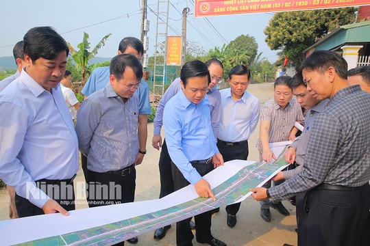 Đảm bảo yếu tố thẩm mỹ, cảnh quan khi thi công Dự án tuyến đường Bái Đính-Ba Sao