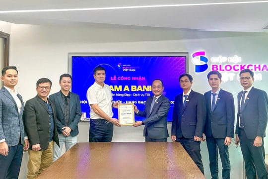 Hiệp hội Blockchain Việt Nam tổ chức Lễ công nhận Nam A Bank trở thành hội viên hạng Bạch kim