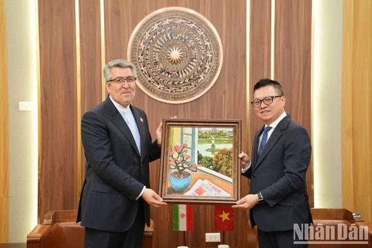 Đồng chí Lê Quốc Minh tiếp đại sứ đặc mệnh toàn quyền Cộng hòa Hồi giáo Iran tại Việt Nam