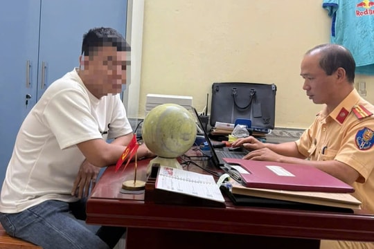 Xử phạt người đàn ông cho con gái cầm vô lăng lái ô tô