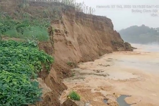 Thanh Hoá: Yêu cầu tạm dừng khai thác khoáng sản đối với 2 công ty