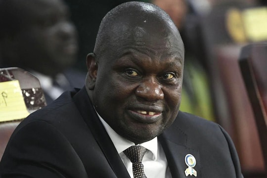 Phó Tổng thống Nam Sudan bị bắt, lo ngại xung đột leo thang