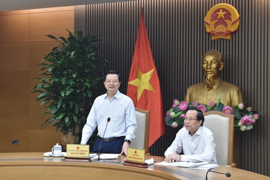 Không để xảy ra các điểm nóng, phức tạp ở vùng đồng bào dân tộc thiểu số, vùng đồng bào tôn giáo