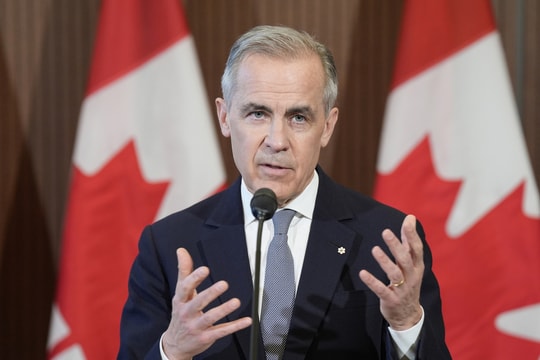 Thủ tướng Canada tuyên bố đối đầu thương mại với Mỹ