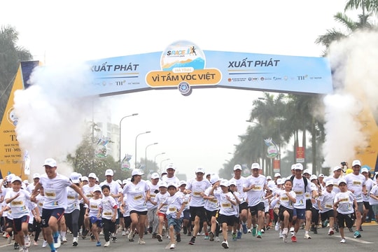 Hơn 10.000 vận động viên tham gia S-Race Hà Tĩnh 2025, cổ vũ phong trào thể thao học đường