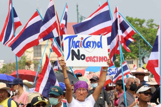 Dự luật hợp pháp hóa sòng bạc nhằm thúc đẩy du lịch và đầu tư của Thái Lan gây tranh cãi