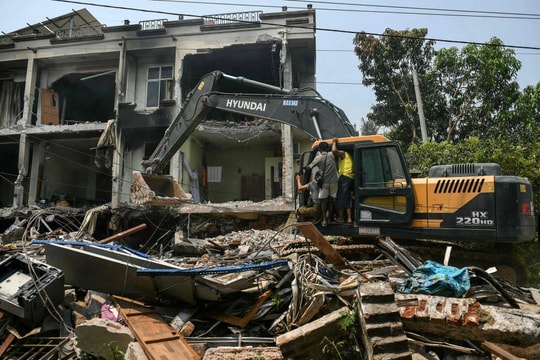 Dư chấn rung chuyển Mandalay sau trận động đất ở Myanmar