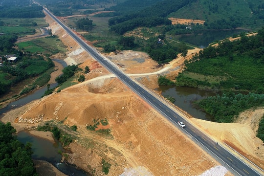 UBND tỉnh Hòa Bình được giao đầu tư đoạn tuyến cao tốc Hòa Bình - Mộc Châu quy mô 4 làn xe