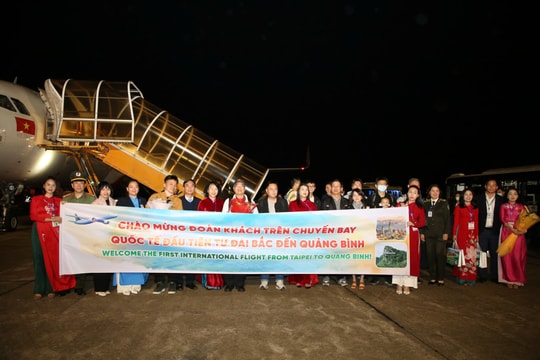 Quảng Bình đón chuyến bay quốc tế đầu tiên từ Đài Bắc