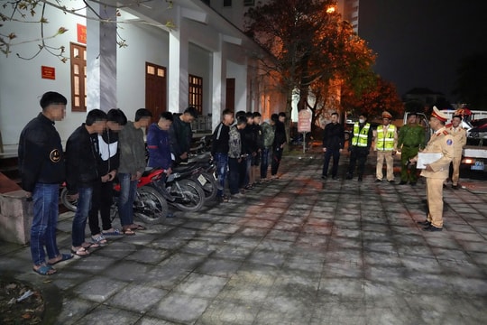 Nghệ An: Kịp thời ngăn chặn nhóm thanh niên tụ tập đua xe trái phép