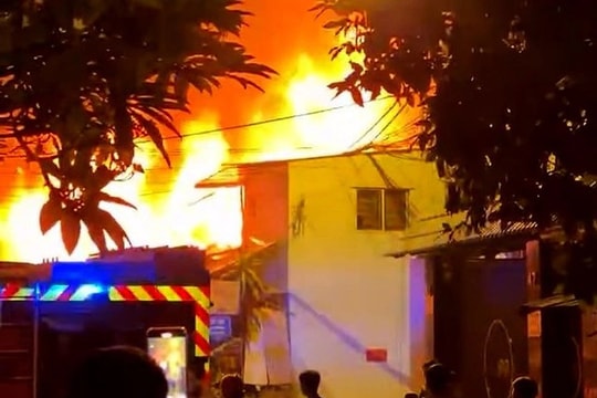 Tập trung khắc phục hậu quả, khẩn trương điều tra nguyên nhân vụ cháy tại Xóm Củi, Quận 8, TPHCM