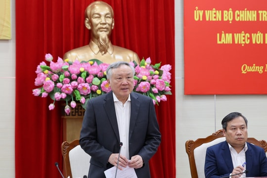 Quảng Ninh cần chủ động sắp xếp bộ máy theo tinh thần 'vừa chạy, vừa xếp hàng'