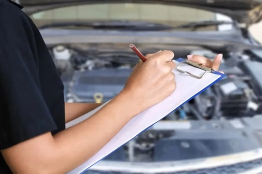 Cách kiểm tra xe cũ có từng gặp tai nạn trước khi mua