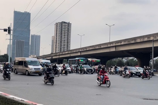 Hà Nội: Giao thông thông thoáng trước dịp nghỉ lễ Giỗ Tổ Hùng Vương