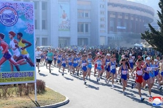 Triều Tiên mở lại giải Marathon quốc tế sau 6 năm, đón 200 VĐV nước ngoài
