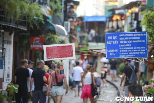 Hà Nội: Triển khai mô hình “Vành đai an toàn đường sắt”