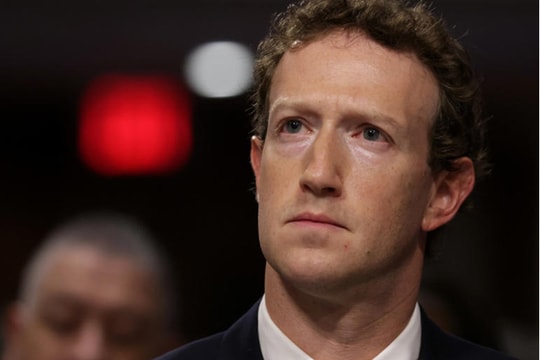 Ông chủ Facebook Mark Zuckerberg đã mất bao nhiêu tiền trên thị trường chứng khoán?