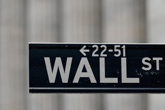 Cổ phiếu Mỹ phục hồi, đảo ngược đà giảm sâu khi Tổng thống Donald Trump ra hiệu đàm phán thuế quan