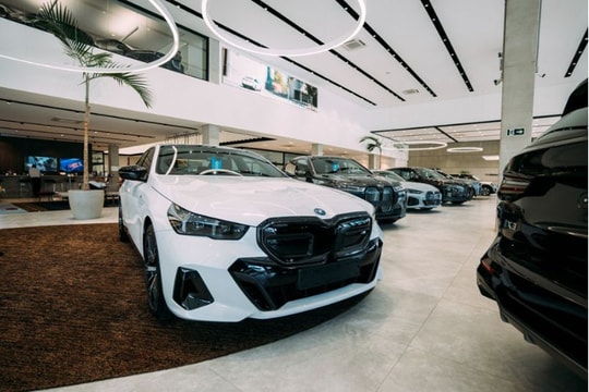 Thuế quan Mỹ ảnh hưởng đến ngành ô tô toàn cầu như thế nào?