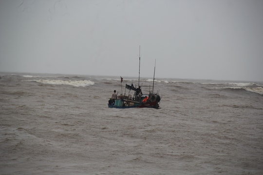 Cà Mau: Giết 'đồng nghiệp' vì khuyên đi ngủ không thành