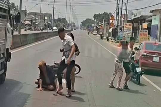 Tây Ninh: Công an vào cuộc xác minh vụ việc 2 người hành hung 1 người đi đường