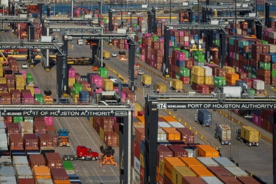 Mỹ áp thuế 84%, Trung Quốc cũng áp thuế lại 84%