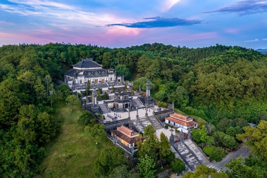 Triển lãm các di sản văn hóa, danh thắng du lịch tại Huế