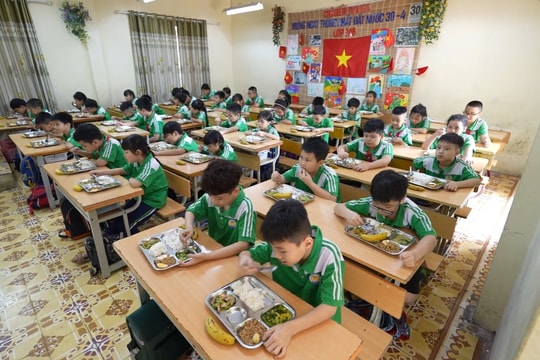 Chuẩn hóa dinh dưỡng học đường: Việc cấp thiết cần được thực thi