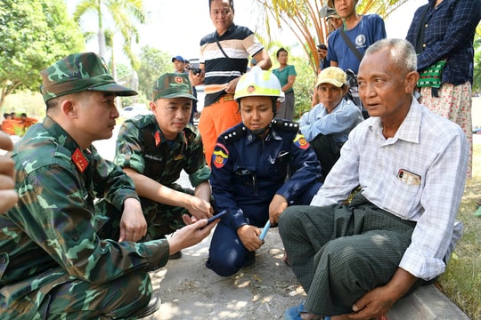 Nhà báo Vũ Mạnh Hùng – Báo Quân đội Nhân dân: Chuyến đi giúp tôi hiểu thêm giá trị của cuộc sống, của nghề báo…