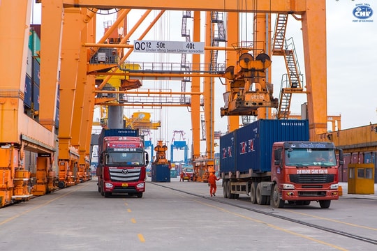 Bộ Công Thương chỉ đạo 'nóng', ngăn chặn gian lận xuất xứ, đội lột hàng Việt