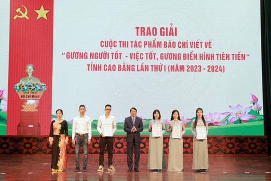 Vinh danh báo chí viết về điển hình tiên tiến ở Cao Bằng