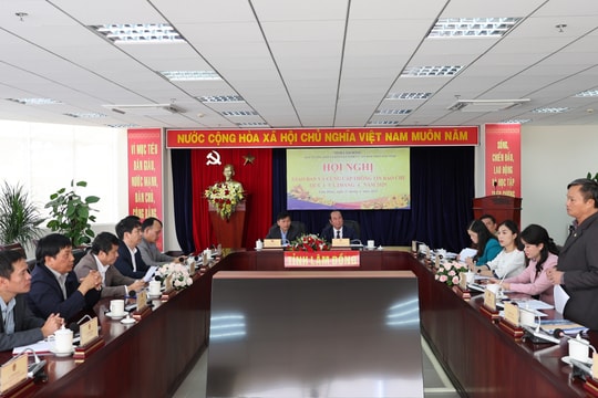 Lâm Đồng: Ưu tiên tuyên truyền về các ngày lễ lớn và nghị quyết quan trọng