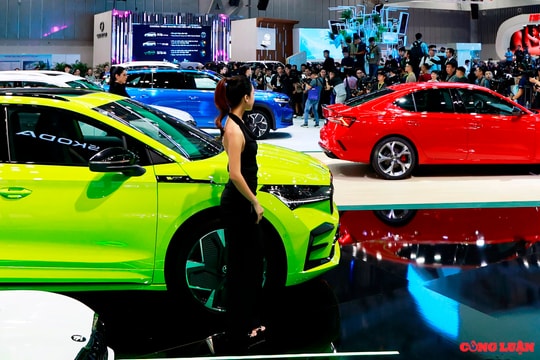 Tiêu thụ ô tô tại thị trường Việt Nam tăng vọt