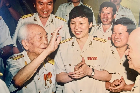 Chạm: Nhà báo Hồ Quang Lợi - Bút lực và Trái tim