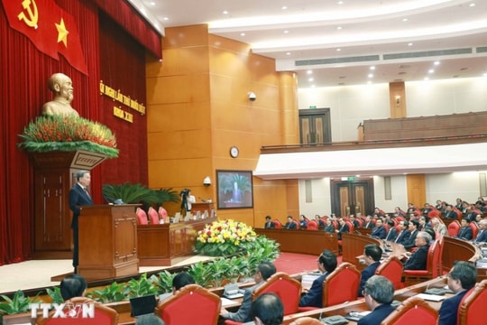 Thông báo Hội nghị lần thứ 11 Ban Chấp hành Trung ương Đảng khoá XIII